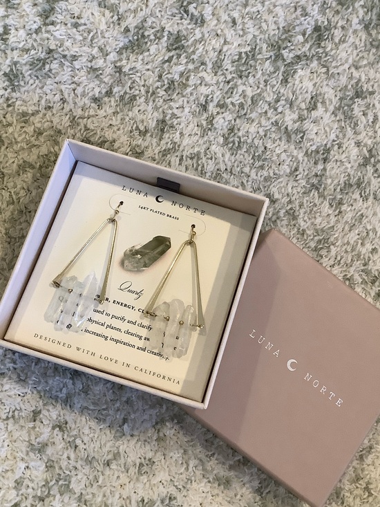 Luna Norte Jewelry - Luna Norte Clear Quartz Crystal Cluster Drop Earrings 14kt plated brass NWT box